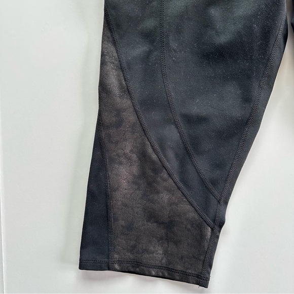 Fabletics Black Capri Leggings - Picture 2 of 5